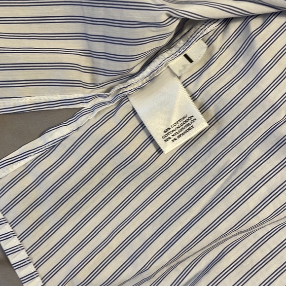 Ann Taylor Blue Striped Sleeveless Button Up Blouse Size 4 - Picture 4 of 7